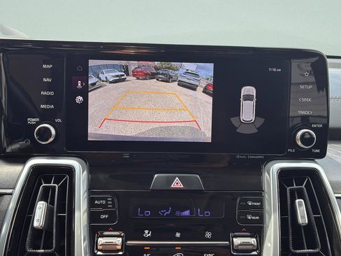 Used 2023 Kia Sorento SX FWD image 30