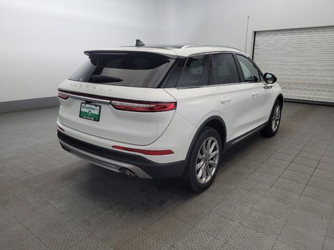 Used 2022 Lincoln Corsair AWD w/ Premium Package image 9