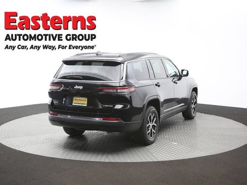 Used 2024 Jeep Grand Cherokee L Limited w/ Luxury Tech Group II AWD/4WD image 42