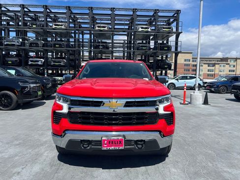 Used 2023 Chevrolet Silverado 1500 LT AWD/4WD image 2
