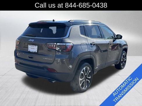 Used 2022 Jeep Compass Limited image 5