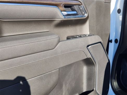 New 2026 Chevrolet Silverado 1500 LT w/ LPO, Dark Essentials Package image 11