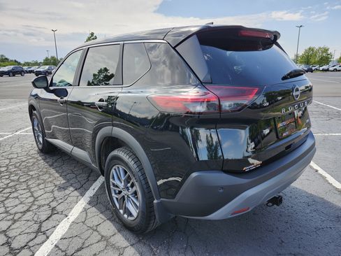 Used 2023 Nissan Rogue S AWD/4WD image 15