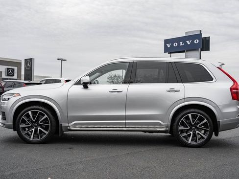 Used 2022 Volvo XC90 T6 Momentum w/ Advanced Package image 5