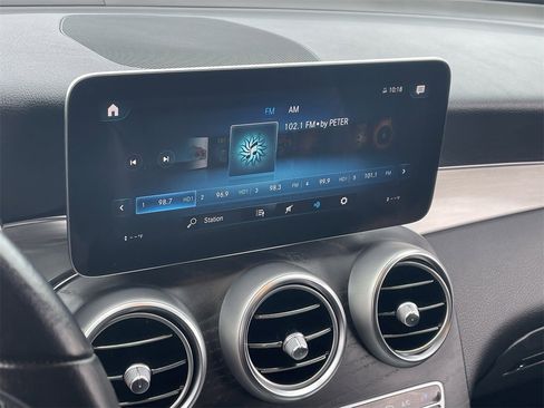 Used 2021 Mercedes-Benz GLC 300 image 25