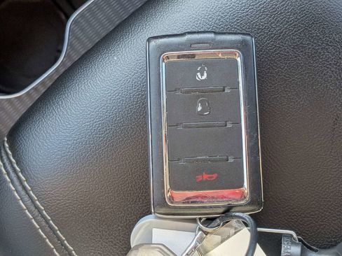 Used 2024 Jeep Grand Cherokee L Laredo RWD image 32