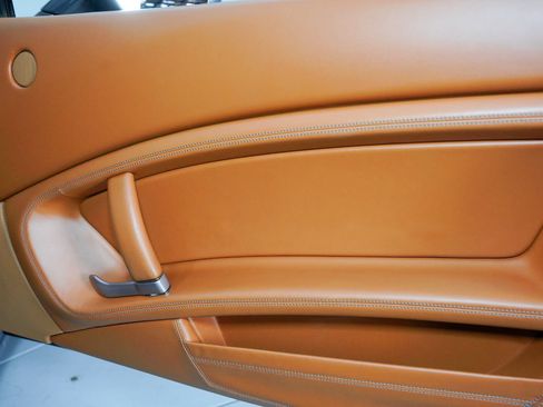 Used 2014 Ferrari California RWD image 34