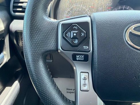 Used 2019 Toyota 4Runner SR5 Premium AWD/4WD image 29