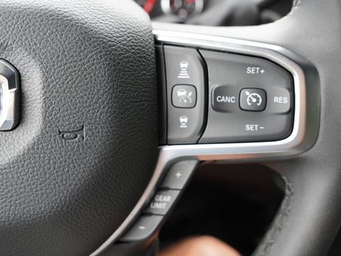 Certified 2026 RAM 2500 Big Horn AWD/4WD image 32