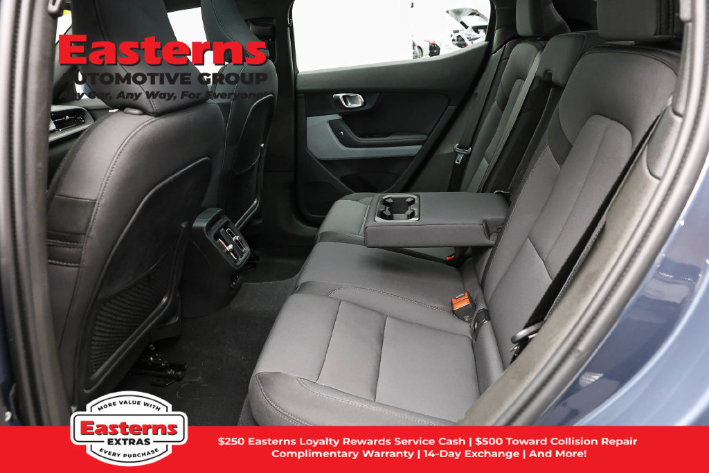 Used 2024 Polestar Polestar 2 w/ Pilot Pack RWD image 22