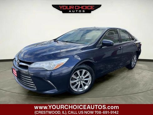 Used 2015 Toyota Camry XLE image 1