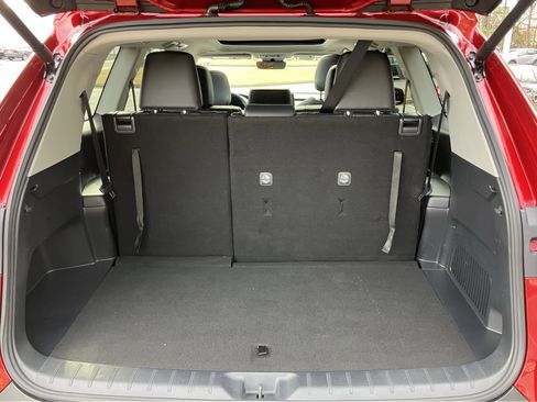 Used 2025 Toyota Grand Highlander FWD image 36