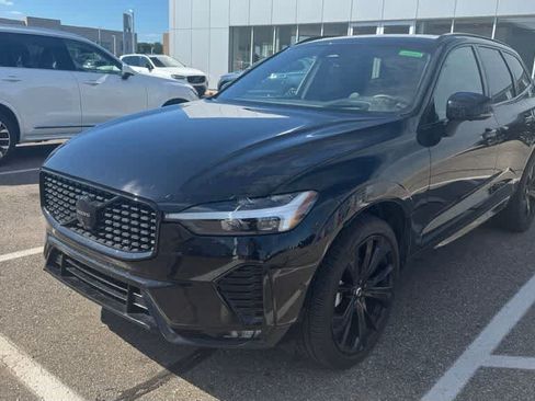 Used 2025 Volvo XC60 B5 Ultra w/ Protection Package Premier AWD/4WD image 1