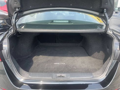 Used 2025 Nissan Sentra SV FWD image 25