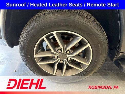 Used 2020 Jeep Grand Cherokee Limited AWD/4WD image 9