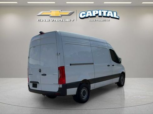 Used 2025 Mercedes-Benz Sprinter 2500 image 7