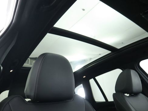 Certified 2022 BMW X3 sDrive30i w/ Premium Package 2 (ZPA) image 19