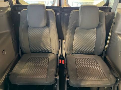 Used 2019 Ford Transit Connect XLT FWD image 23
