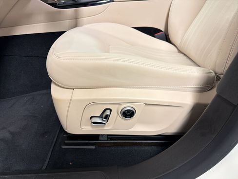 Used 2022 Maserati Levante GT AWD/4WD image 14
