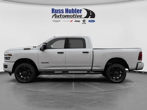Used 2026 RAM 2500 Big Horn AWD/4WD image 2