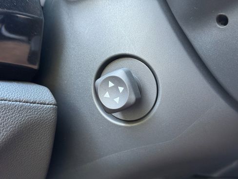 Used 2022 Acura MDX SH-AWD image 19