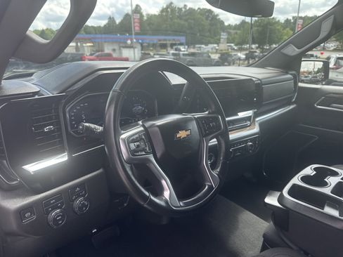 Used 2023 Chevrolet Silverado 1500 LT AWD/4WD image 24