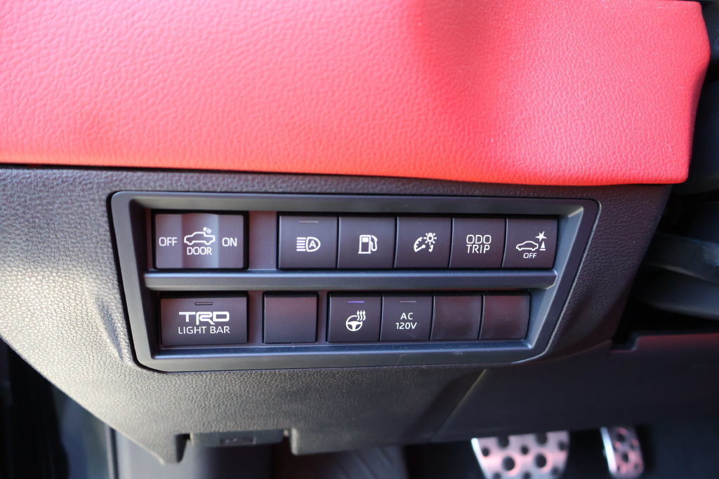 Used 2025 Toyota Tundra TRD Pro AWD/4WD image 16