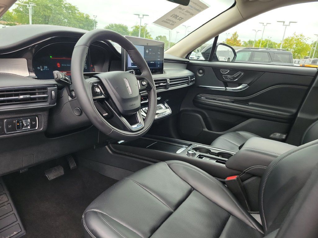 Certified 2023 Lincoln Corsair AWD w/ Equipment Group 102A image 21