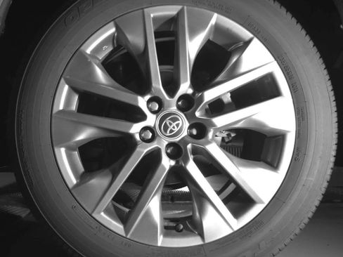 Certified 2023 Toyota RAV4 XLE Premium image 15