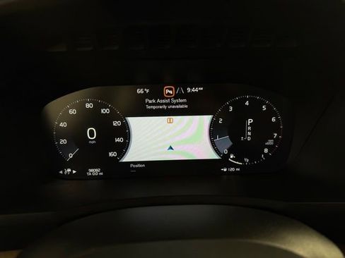 Used 2021 Volvo XC90 T6 Momentum w/ Advanced Package image 20