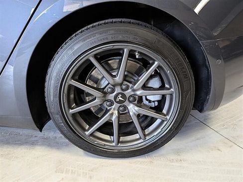 Used 2018 Tesla Model 3 Long Range AWD/4WD image 14