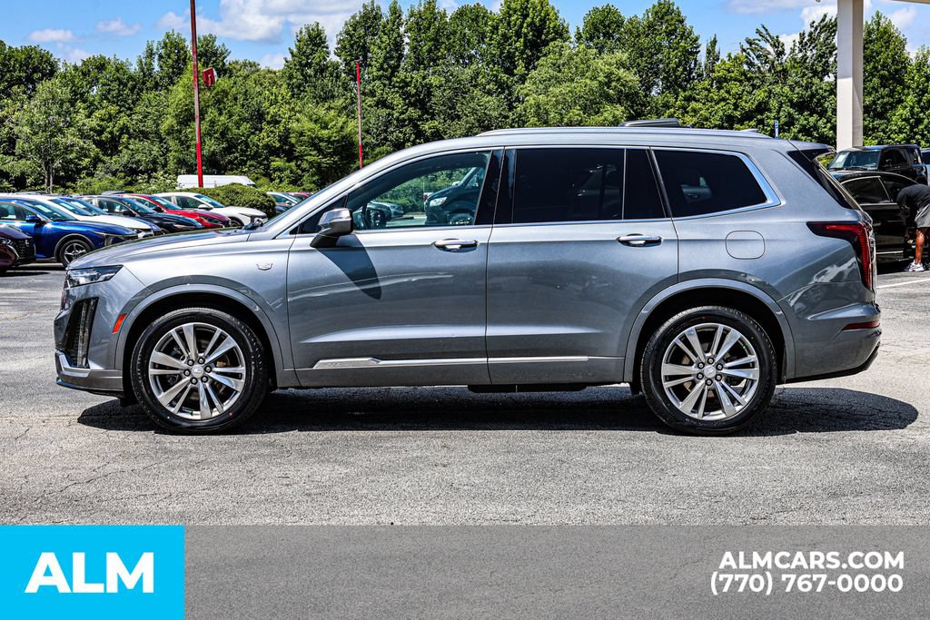 Used 2022 Cadillac XT6 Premium Luxury FWD image 8