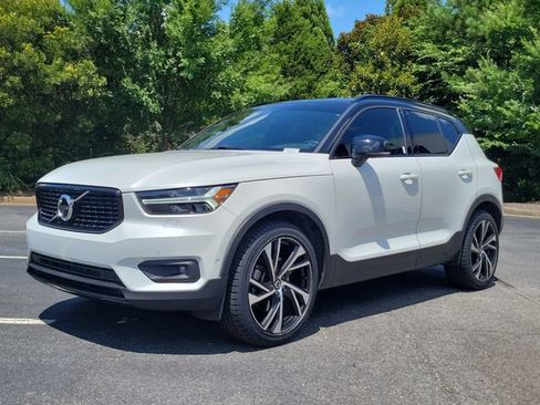 Used 2020 Volvo XC40 T5 R-Design AWD/4WD image 27