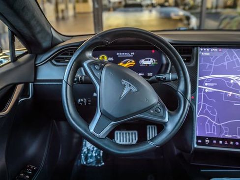 Used 2021 Tesla Model S Performance image 34