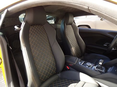 Used 2023 Audi R8 V10 performance image 16