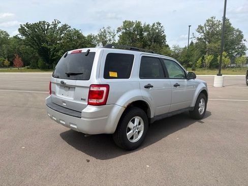 Used 2011 Ford Escape XLT w/ 201A Rapid Spec Order Code AWD/4WD image 5