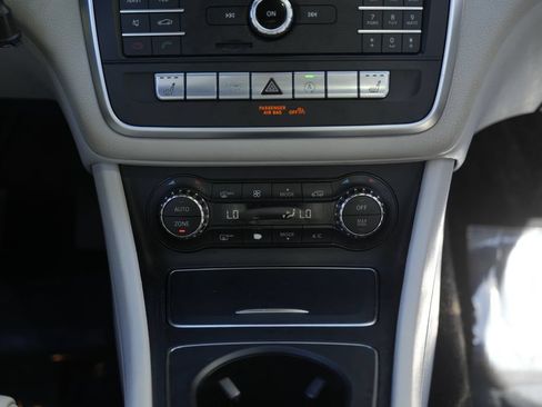 Used 2018 Mercedes-Benz CLA 250 4MATIC image 19