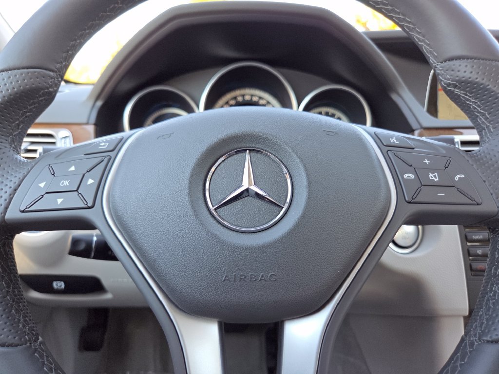 Used 2014 Mercedes-Benz E 350 Sedan image 38