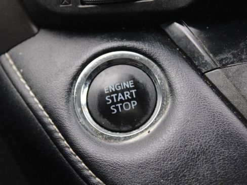 Used 2018 Toyota RAV4 XLE image 32