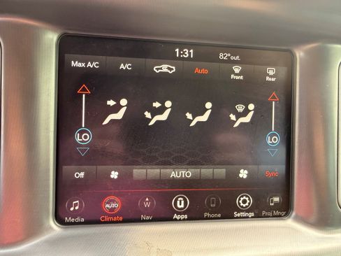 Used 2021 Dodge Charger R/T RWD image 12