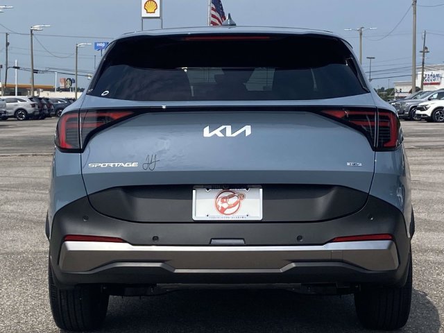 New 2027 Kia Sportage EX FWD image 4
