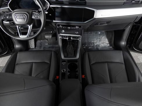 Used 2020 Audi Q3 2.0T Premium Plus w/ Premium Plus Package image 37