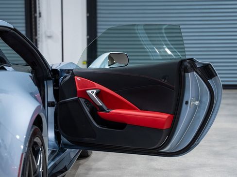 Used 2017 Chevrolet Corvette Z06 image 31