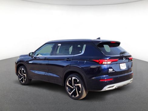 New 2025 Mitsubishi Outlander SEL image 4