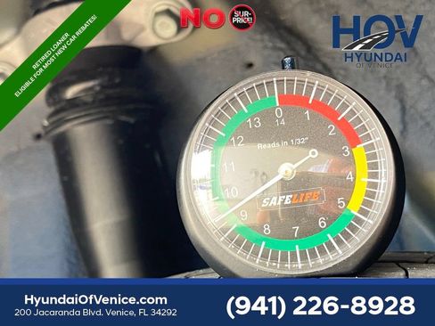 Certified 2026 Hyundai Venue SEL FWD image 40