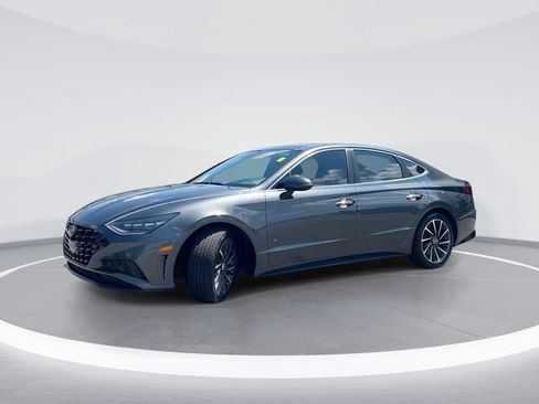 Used 2023 Hyundai Sonata Limited w/ Preferred Accessory Package FWD image 1