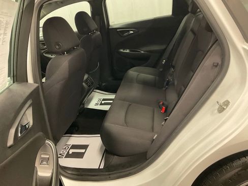 Used 2024 Chevrolet Malibu LT image 31