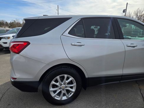 Used 2019 Chevrolet Equinox LT AWD/4WD image 11
