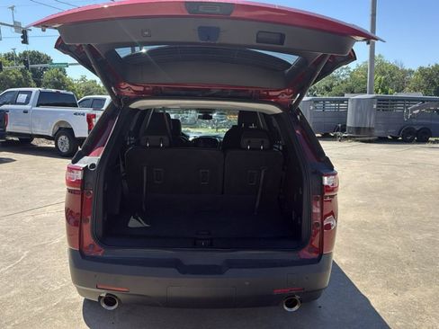 Used 2020 Chevrolet Traverse RS FWD image 47