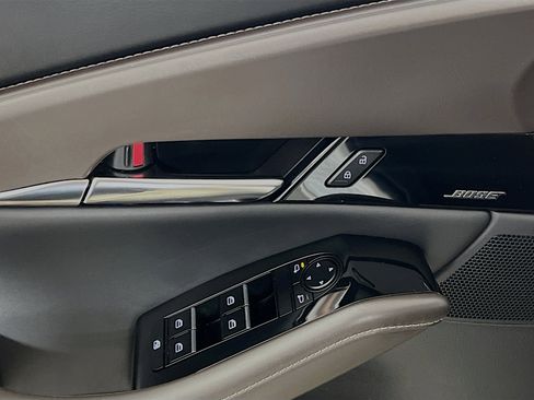 Used 2024 MAZDA CX-30 AWD 2.5 S w/ Premium Package image 17